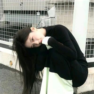 革命前夕的摩托车日记